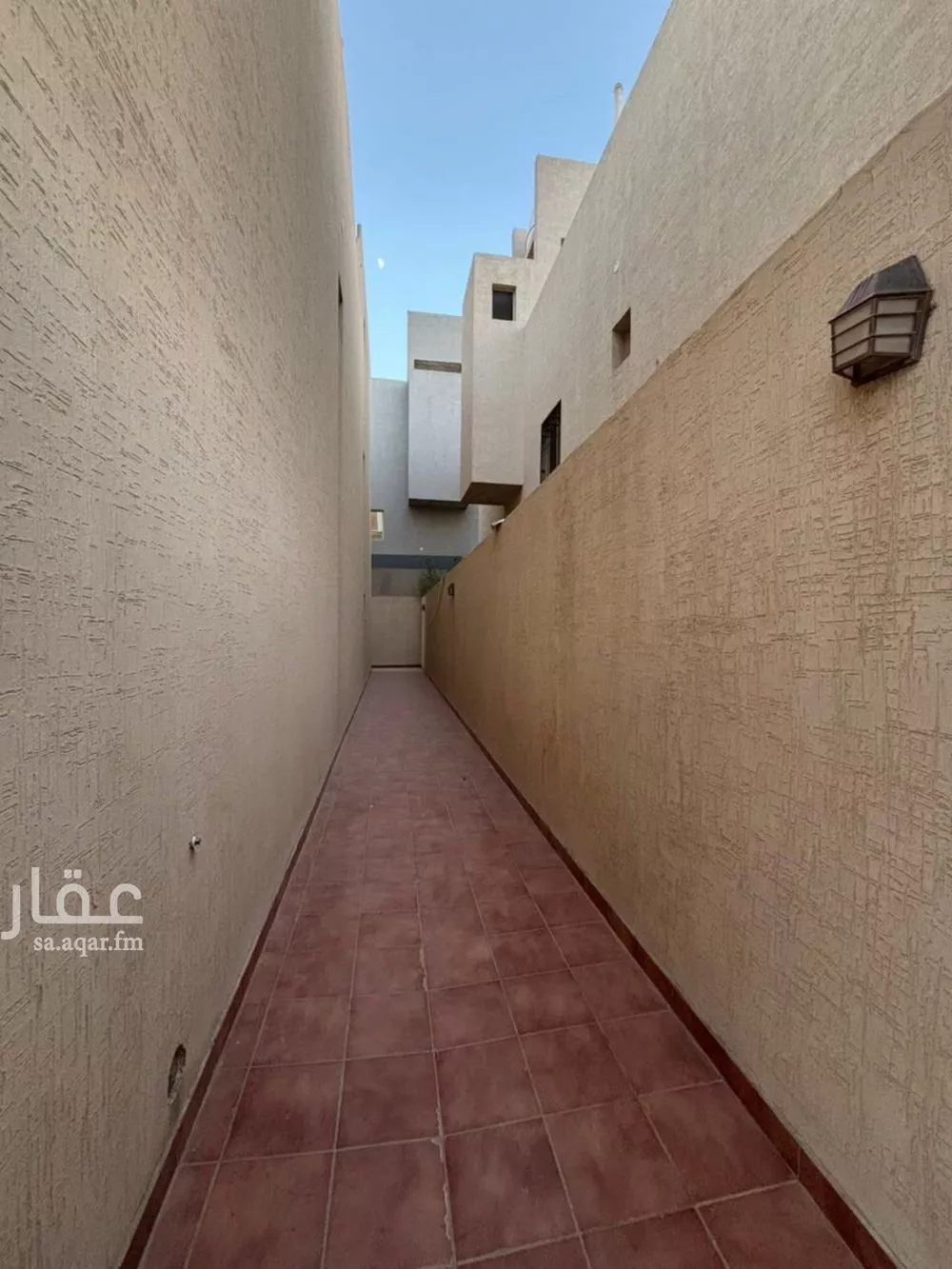 فيلا 5 غرف في النرجس 11