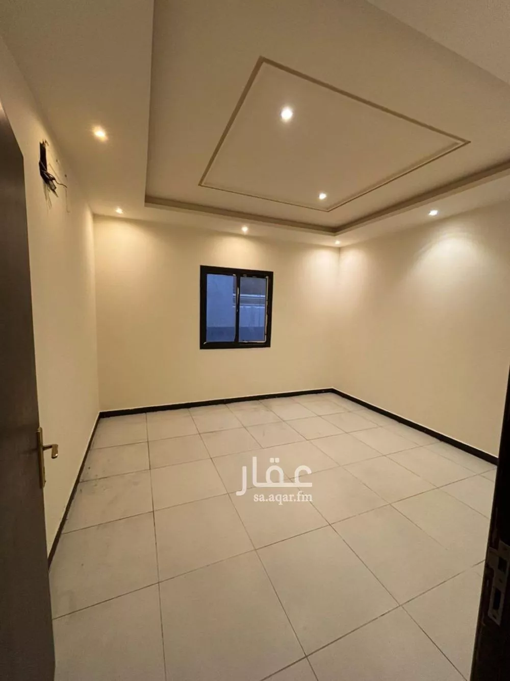 فيلا 5 غرف في النرجس 14