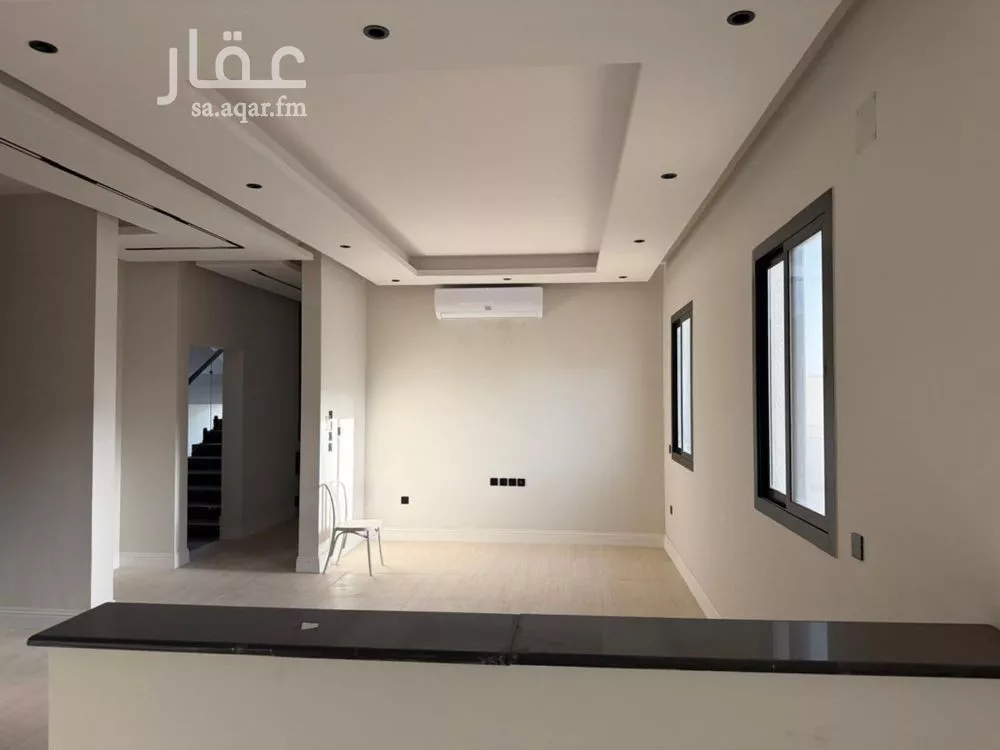 فيلا 3 غرف في العارض 18