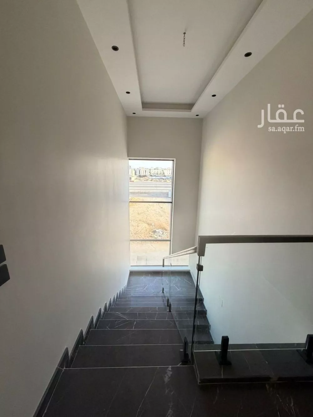 فيلا 3 غرف في العارض 19