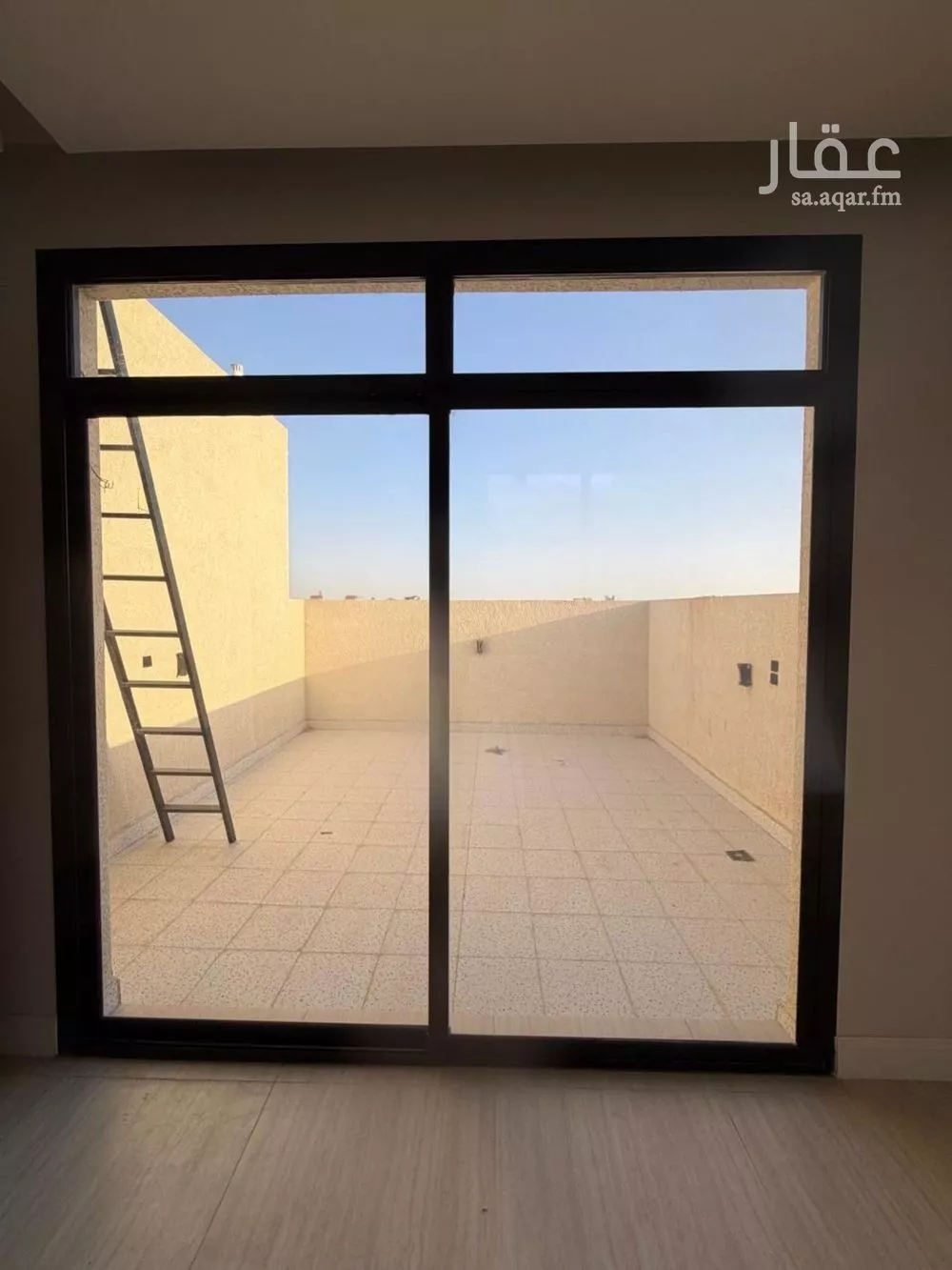 فيلا 3 غرف في العارض 9
