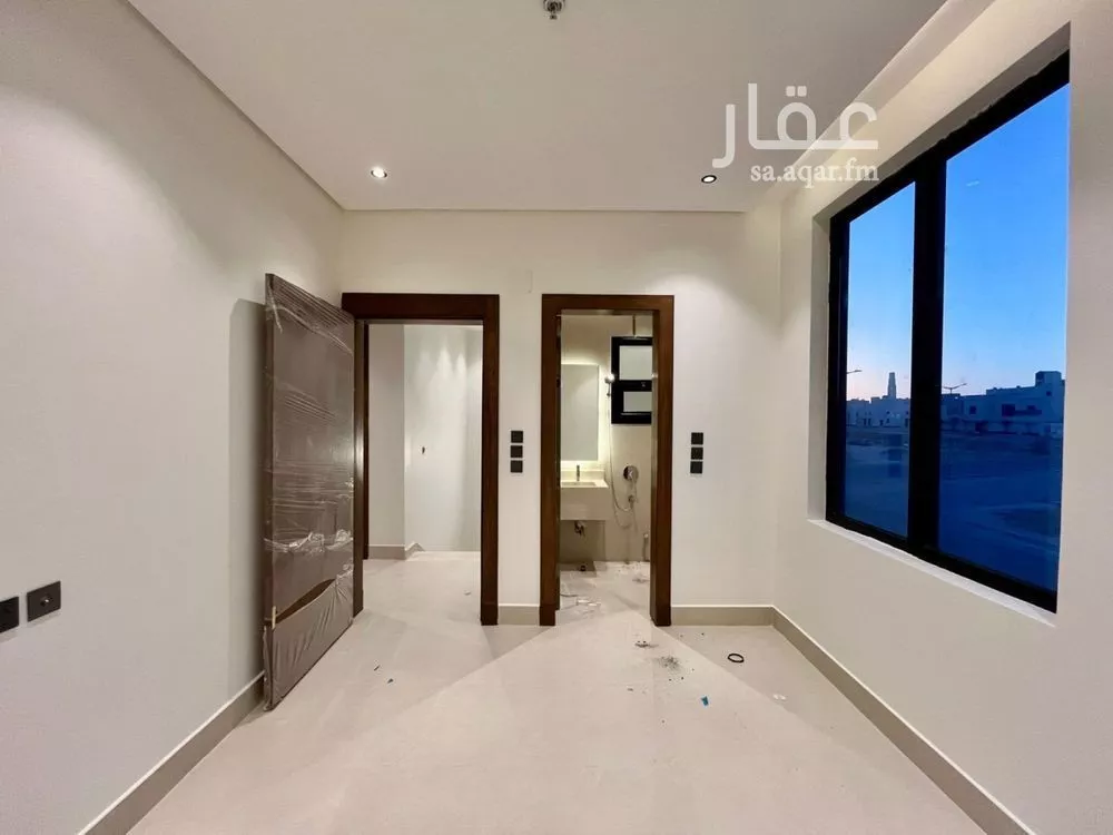 3 bedroom apartment in Al Mahdiyyah 4