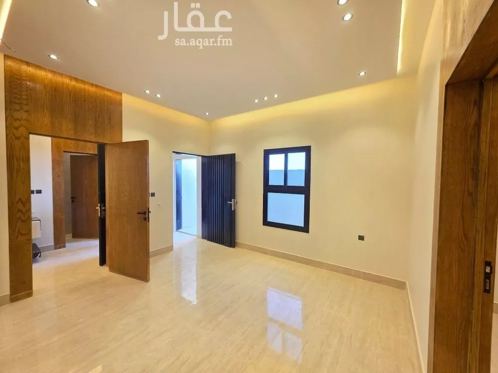 4 bedroom floor in Taibah 9
