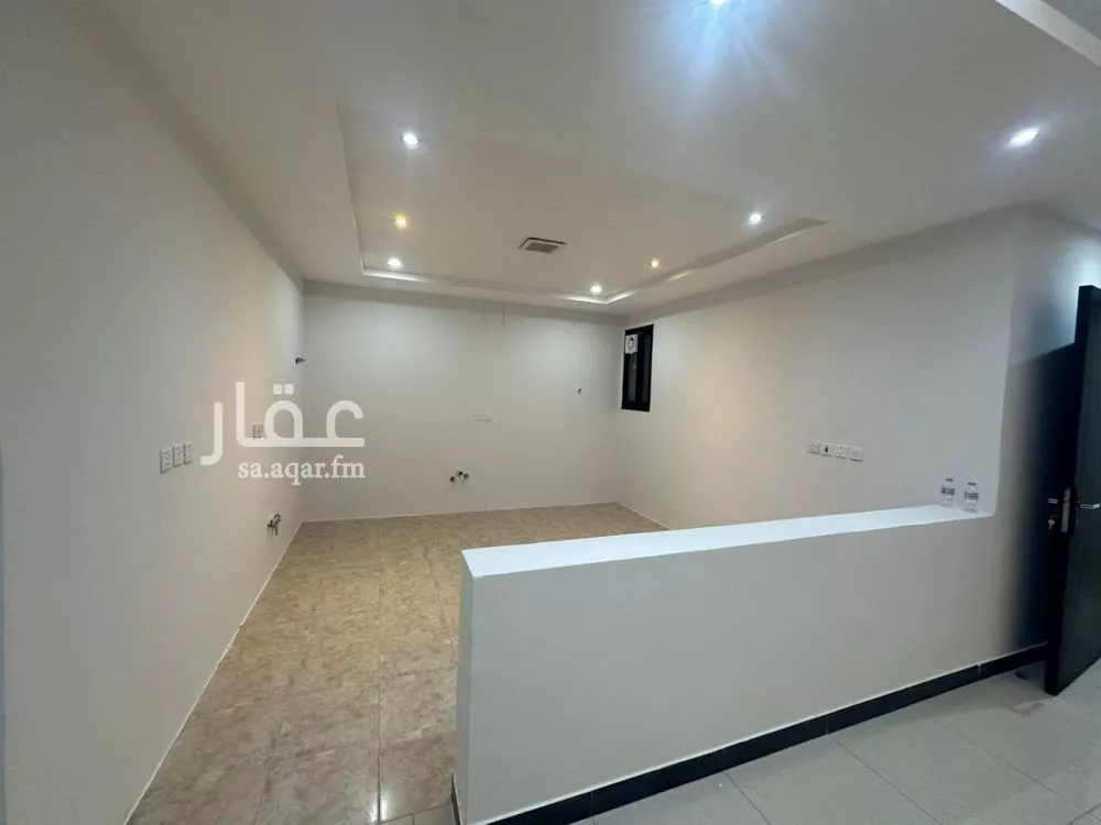 4 bedroom apartment in Al Yasmin 4