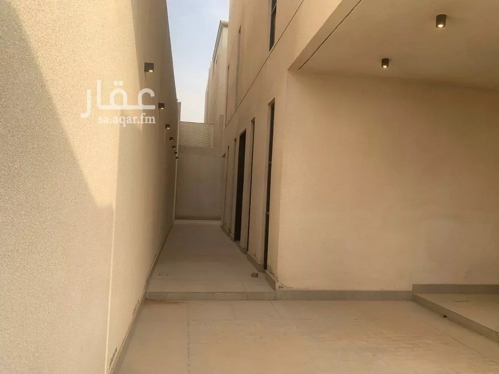 فيلا 7 غرف في الرمال 7