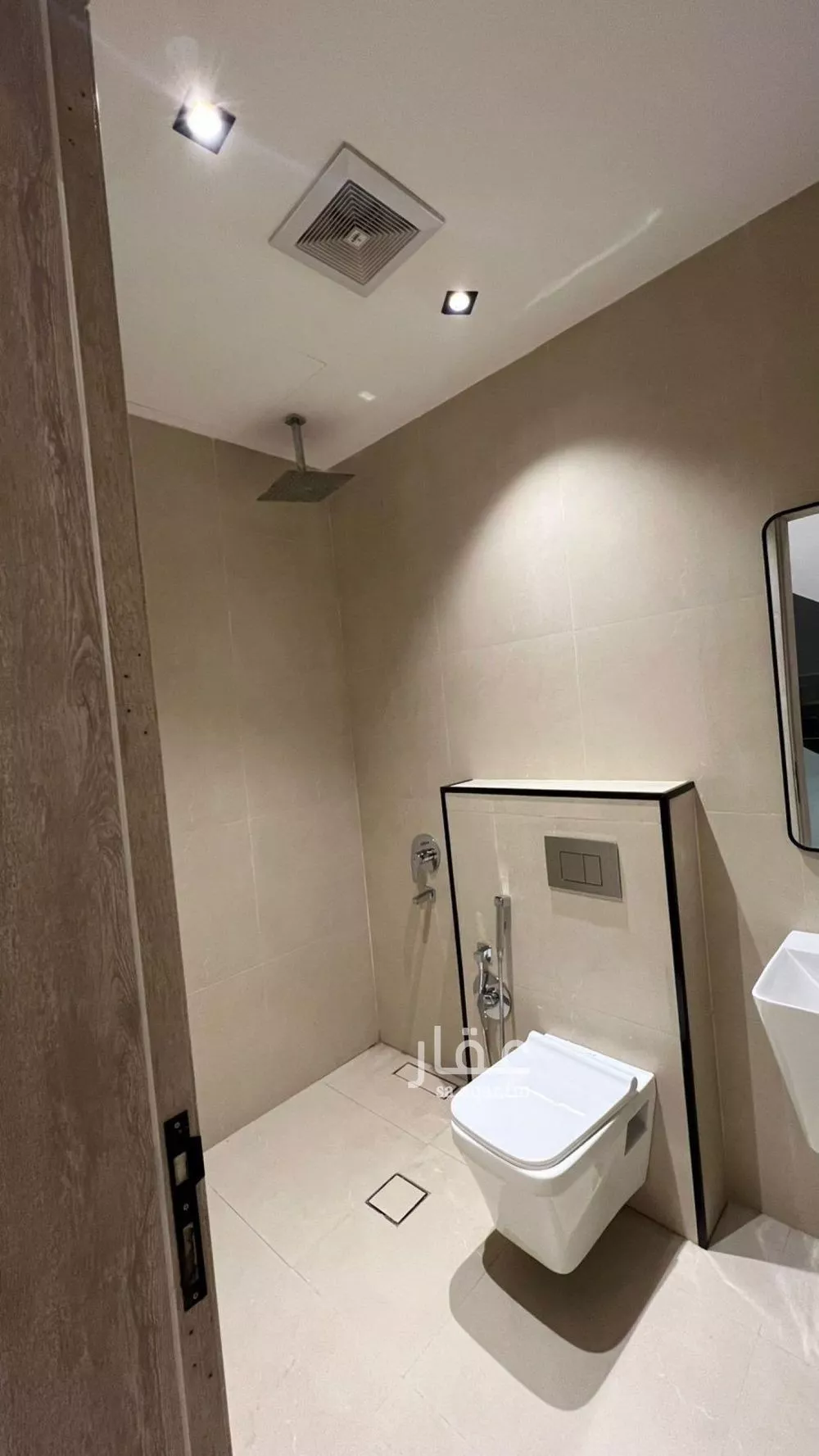 8 bedroom villa in Al Aridh, Riyadh 6