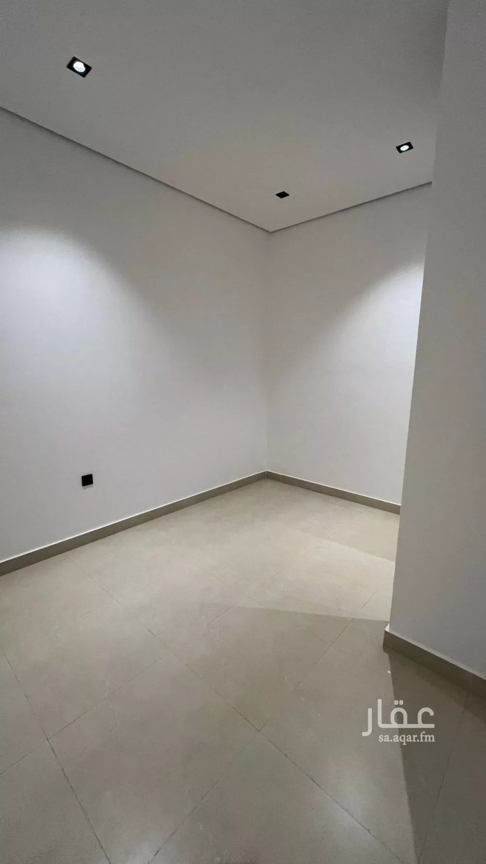 8 bedroom villa in Al Aridh, Riyadh 10