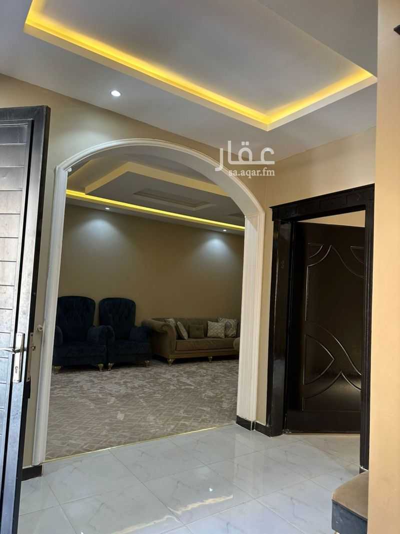 6 bedroom villa in Tuwaiq, Riyadh 12