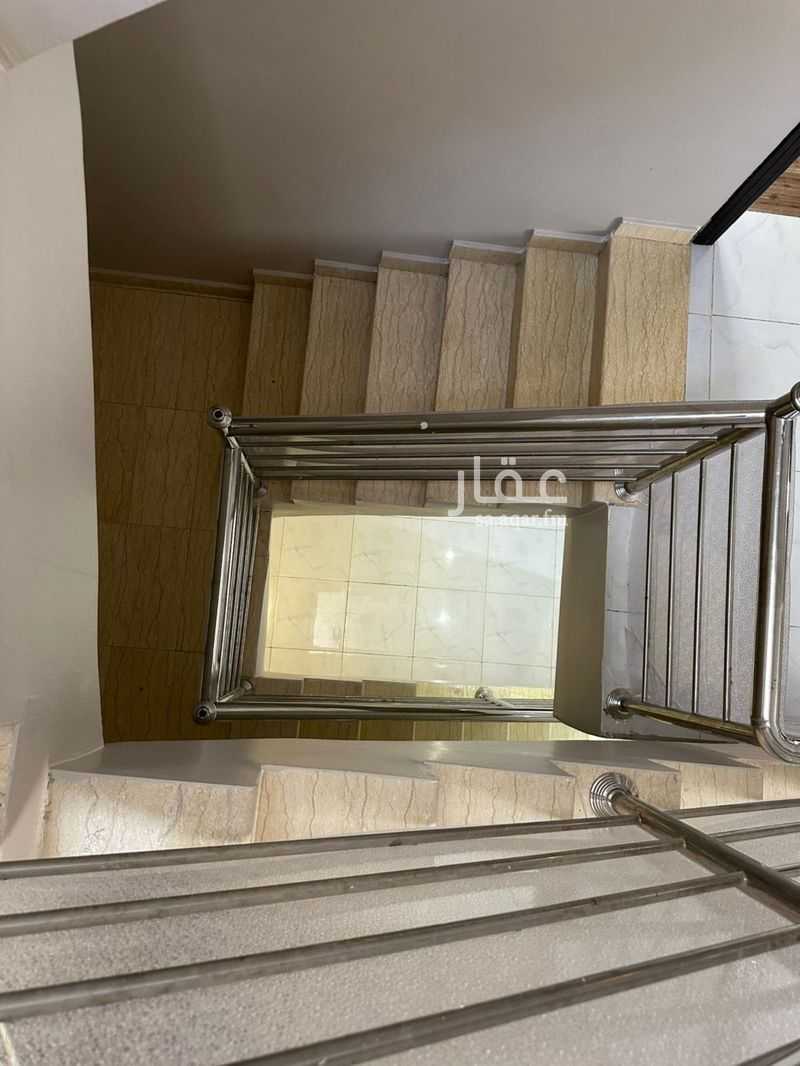 6 bedroom villa in Tuwaiq, Riyadh 15