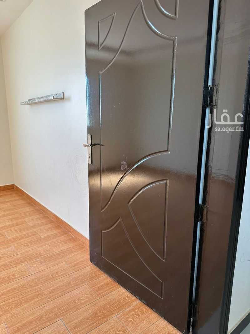 6 bedroom villa in Tuwaiq, Riyadh 10