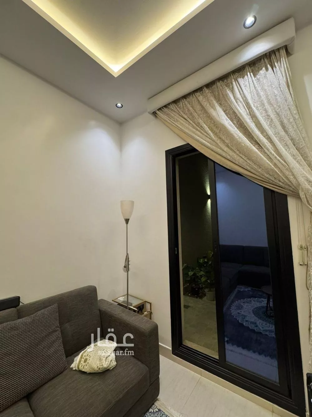 فيلا 5 غرف في النرجس 20