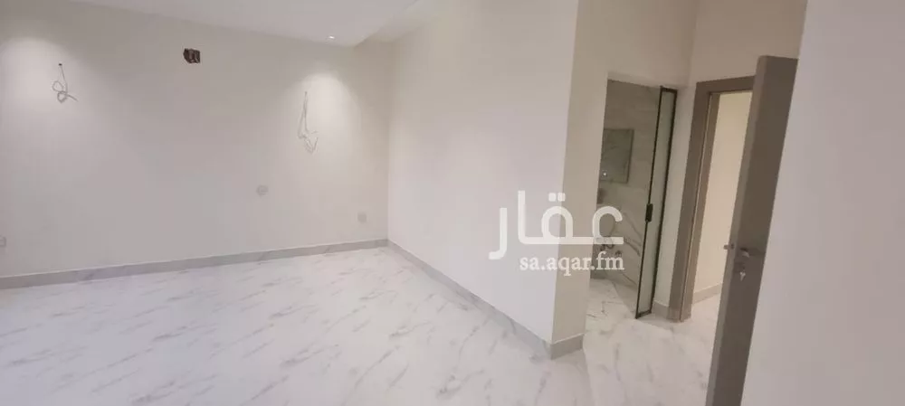 فيلا 7 غرف في عكاظ 11