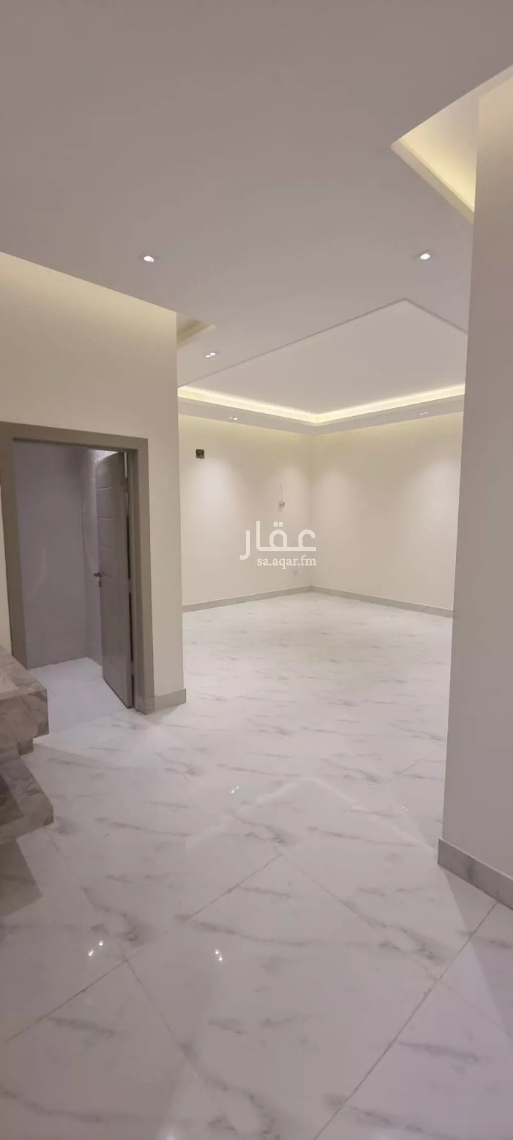 فيلا 7 غرف في عكاظ 7