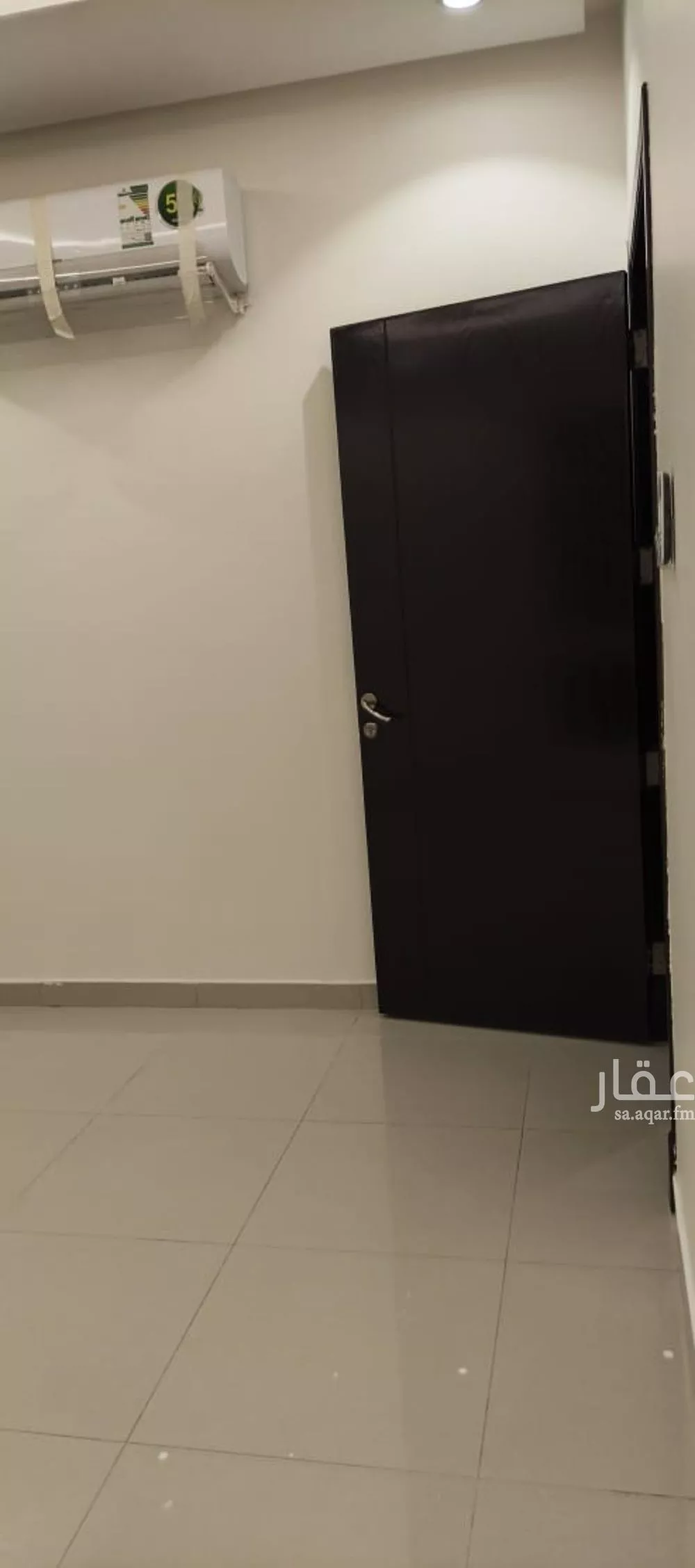 فيلا 5 غرف في العارض 16