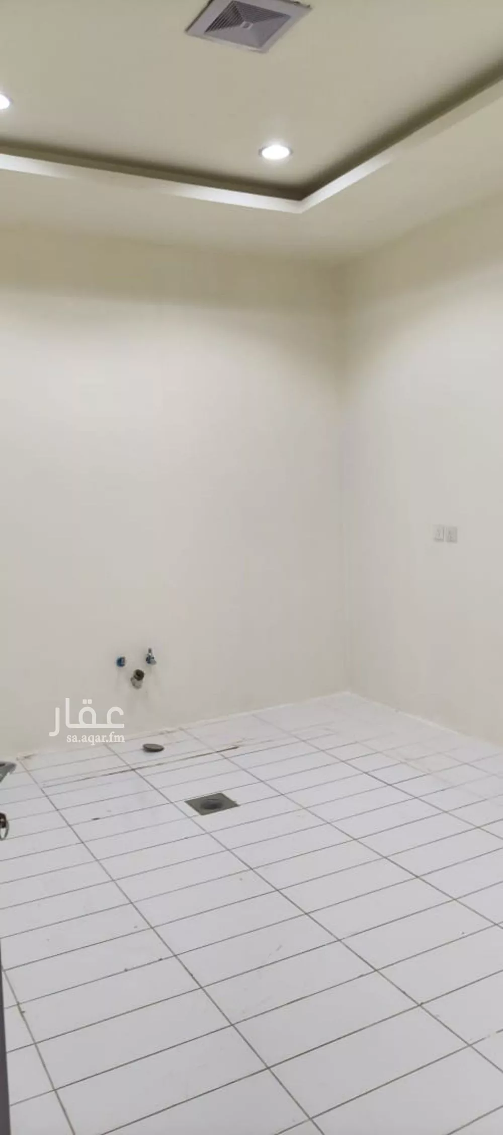فيلا 5 غرف في العارض 17