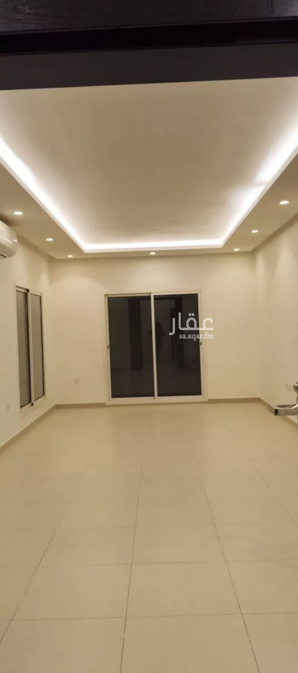 فيلا 5 غرف في العارض 7