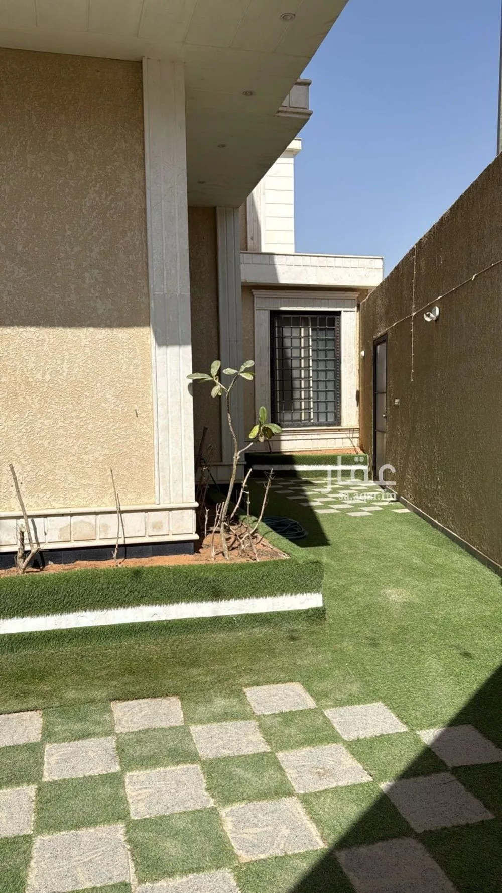 5 bedroom villa in Al Rimal 6