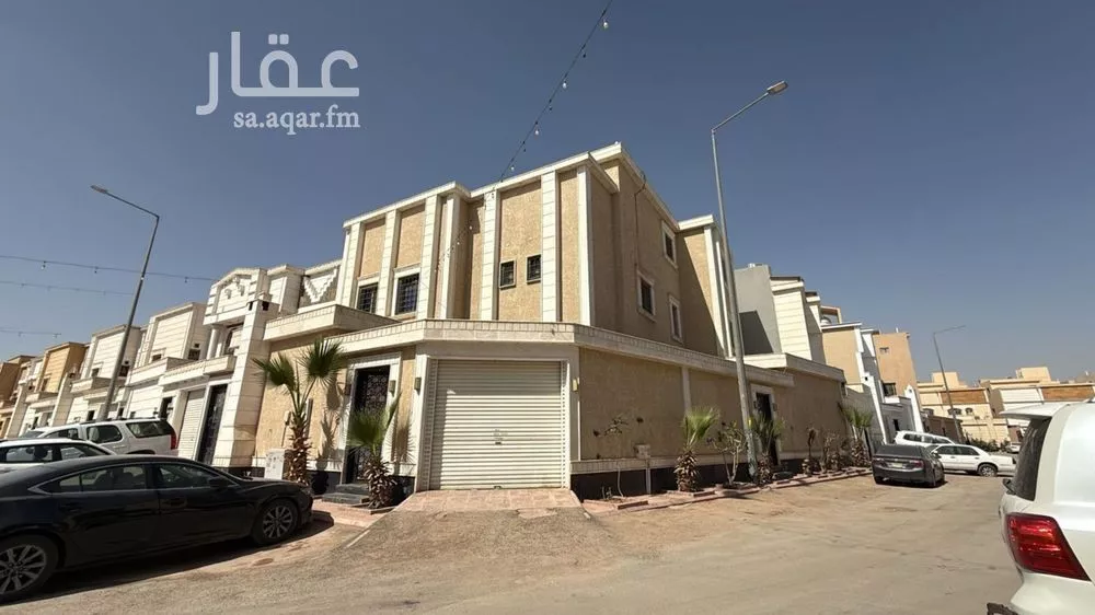 5 bedroom villa in Al Rimal 10