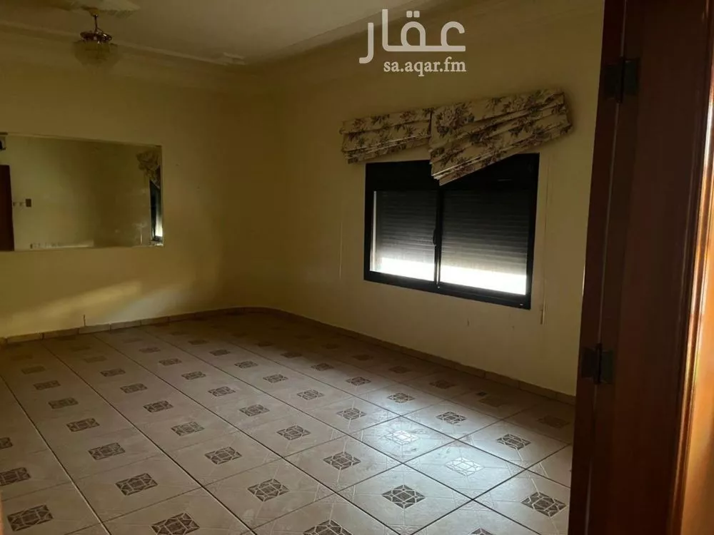 فيلا 5 غرف في الروضة 21