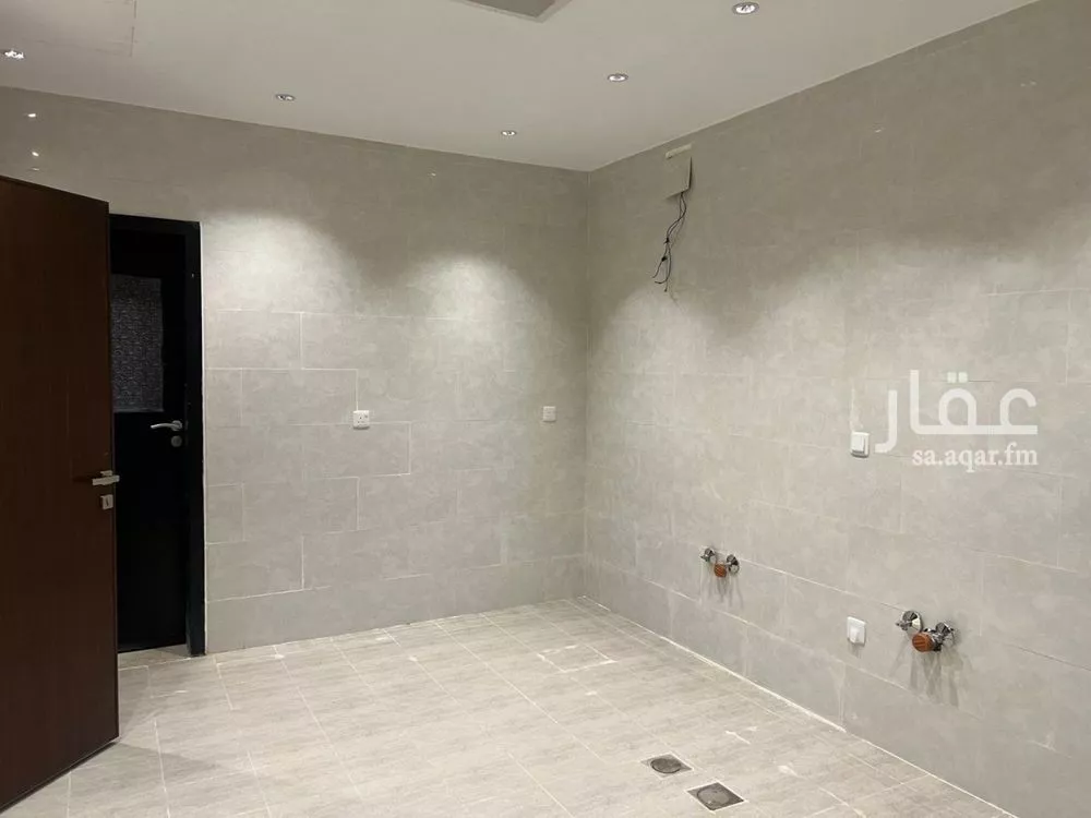 فيلا 7 غرف في الجنادرية 12