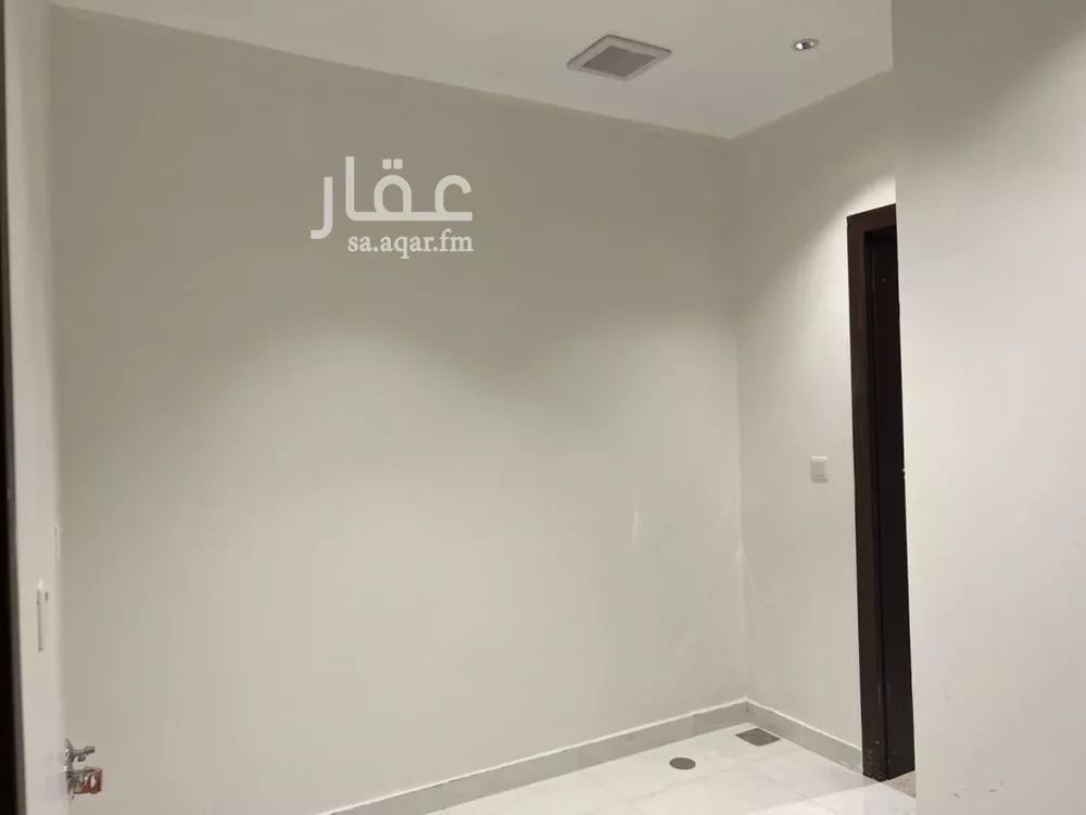 فيلا 7 غرف في الجنادرية 13