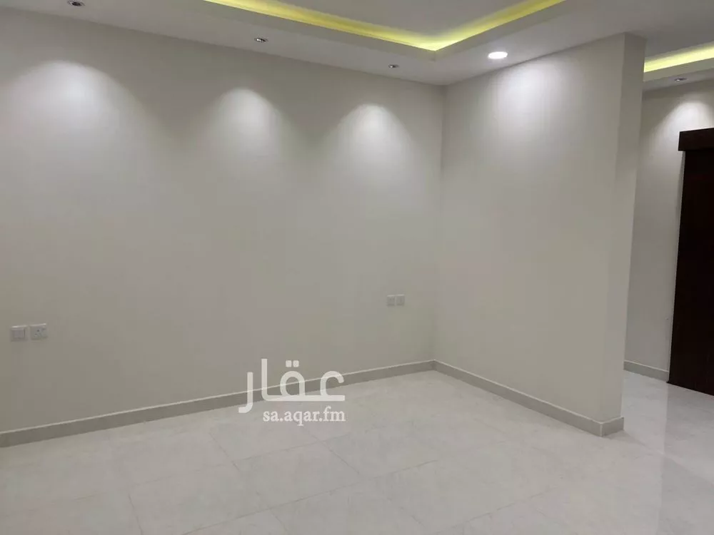 فيلا 7 غرف في الجنادرية 18