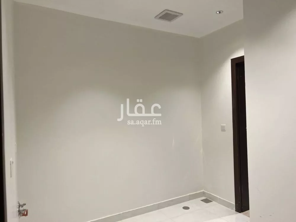 فيلا 7 غرف في الجنادرية 23