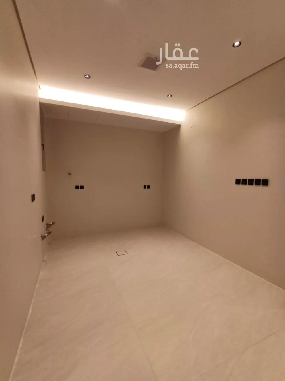3 bedroom apartment in Al Rimal 6