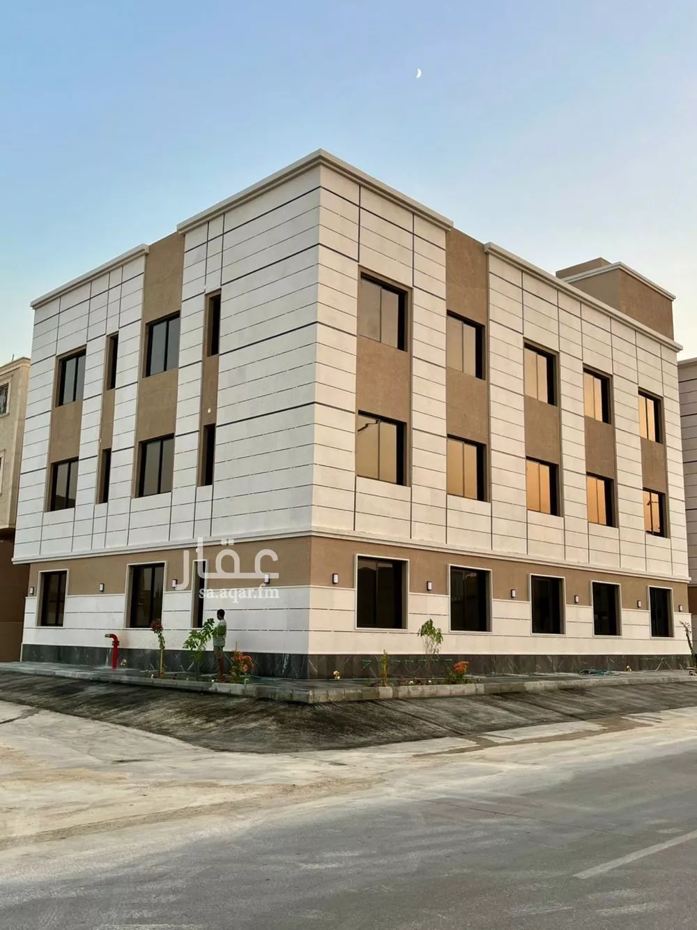 4 bedroom apartment in Al Mahdiyyah 4