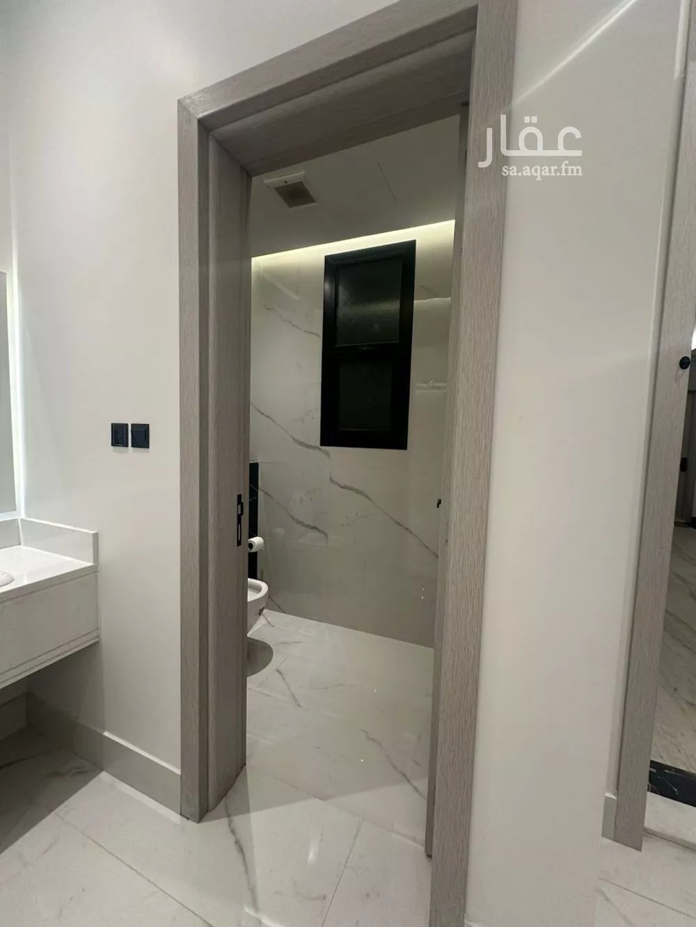 5 bedroom villa in Al Sahafah 9