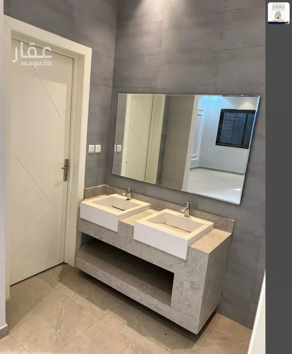 فيلا 8 غرف في طويق 7