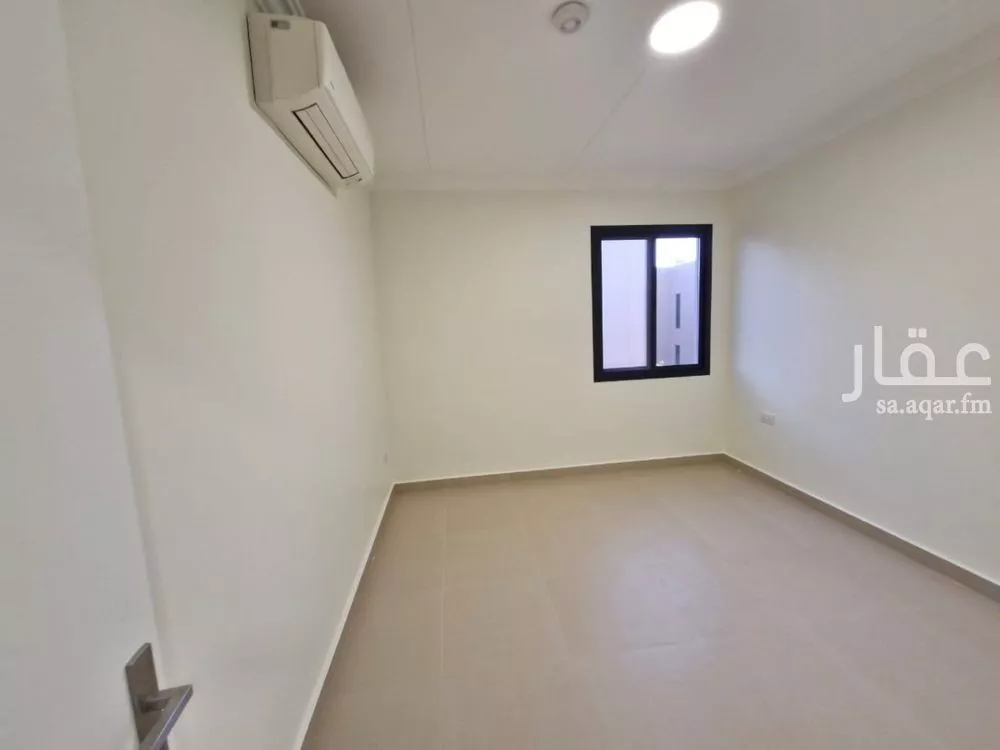 4 bedroom villa in Sidrah, Riyadh 18
