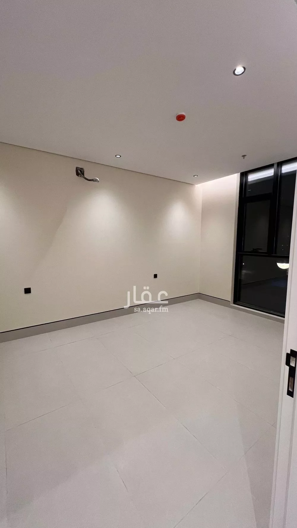 3 bedroom apartment in King Fahd 11