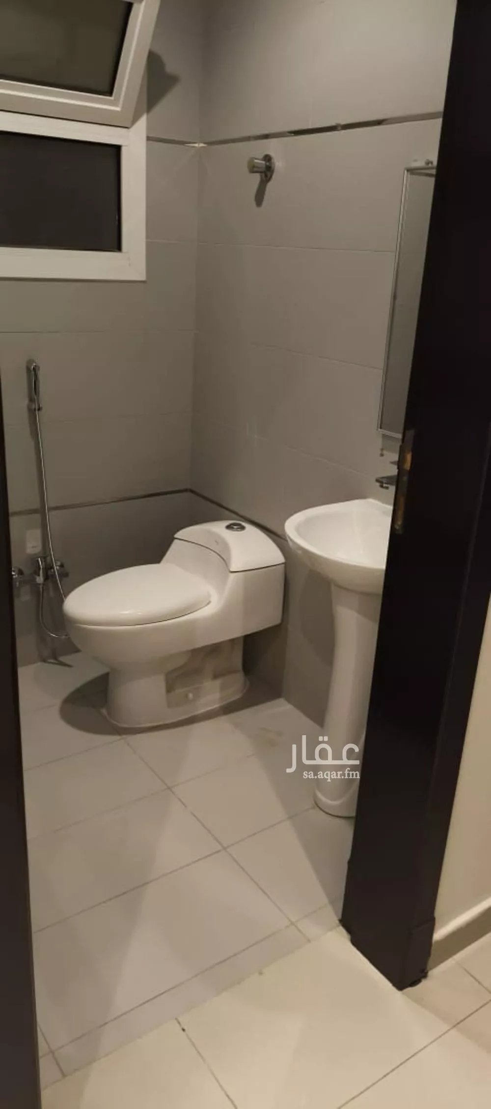فيلا 4 غرف في العارض 9