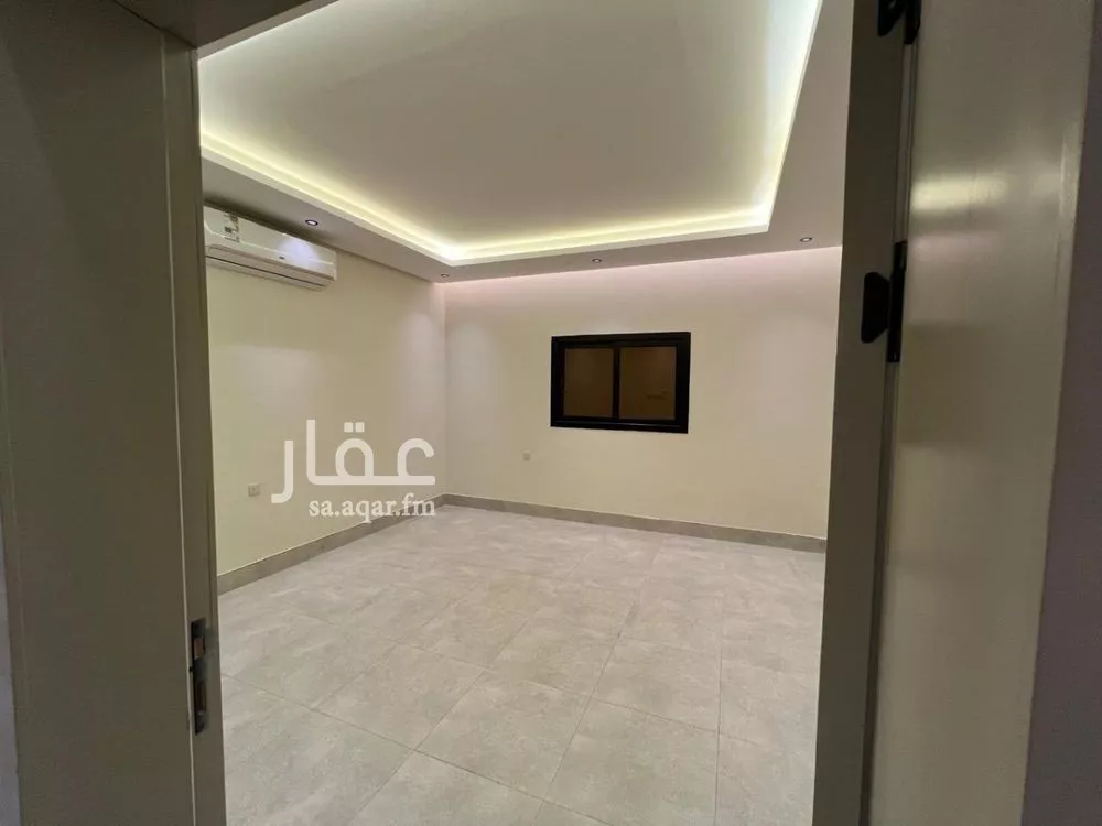 فيلا 4 غرف في القادسية 4