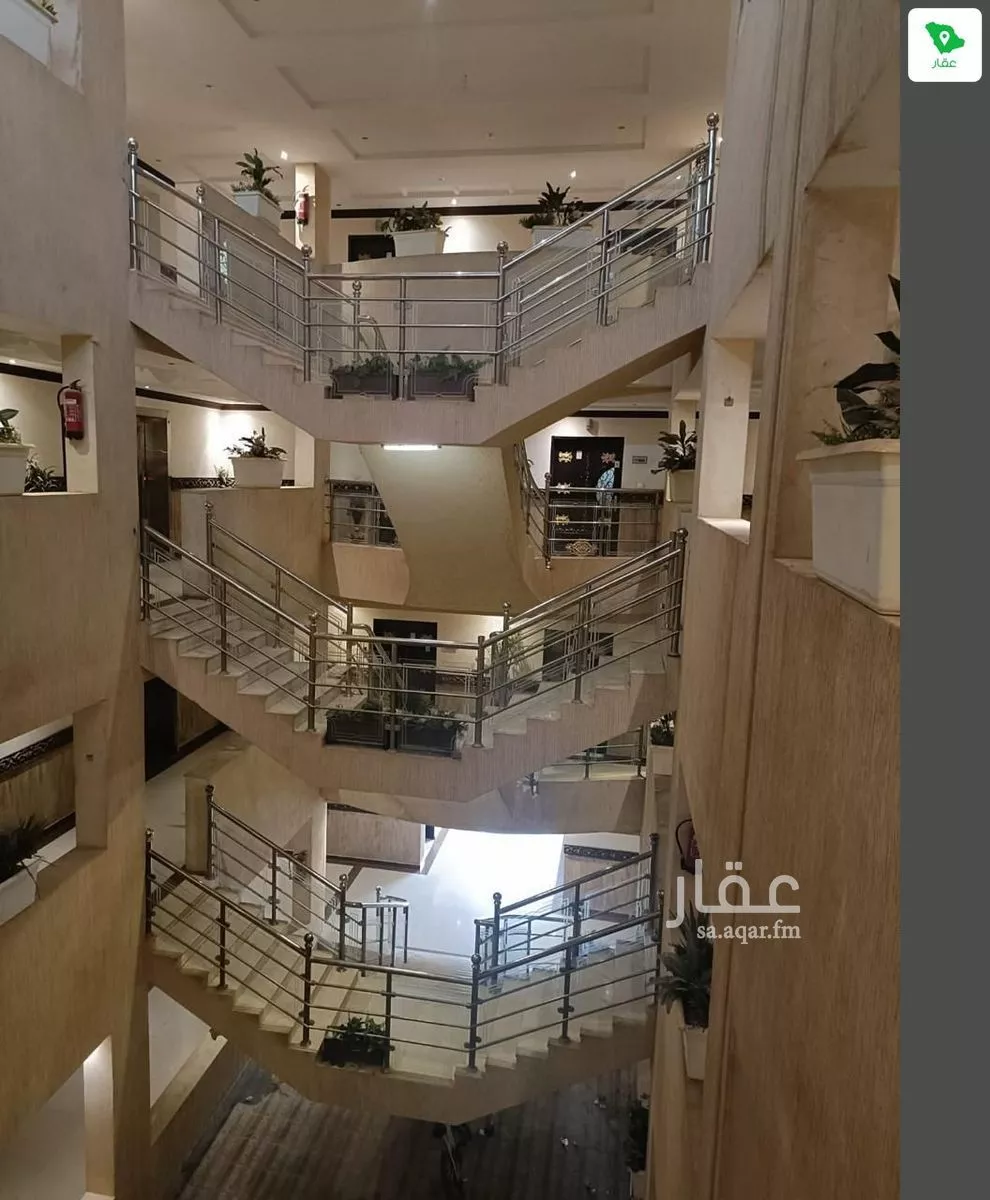 5 bedroom apartment in Al Hamra 3