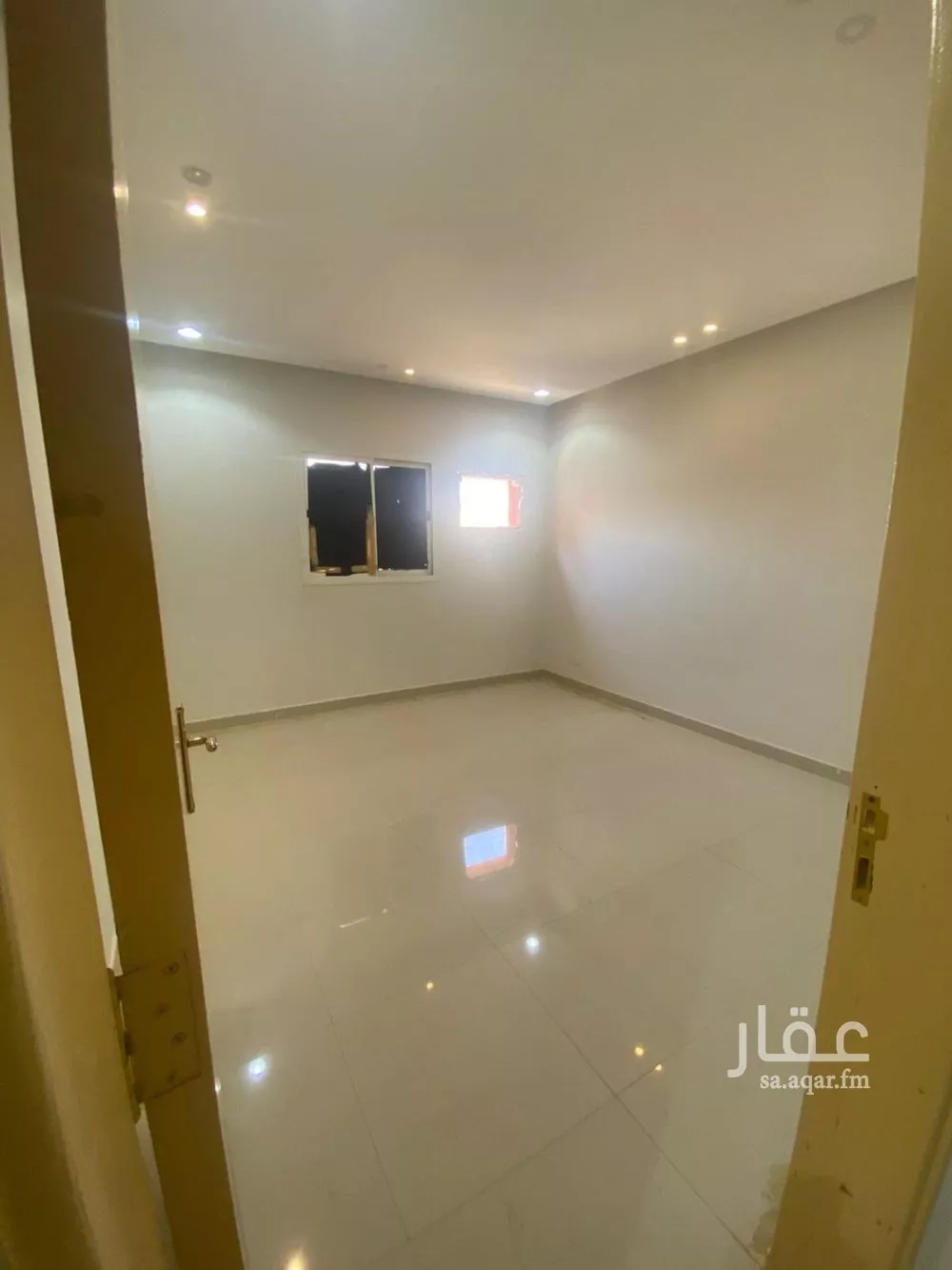 فيلا 4 غرف في ظهرة لبن 2