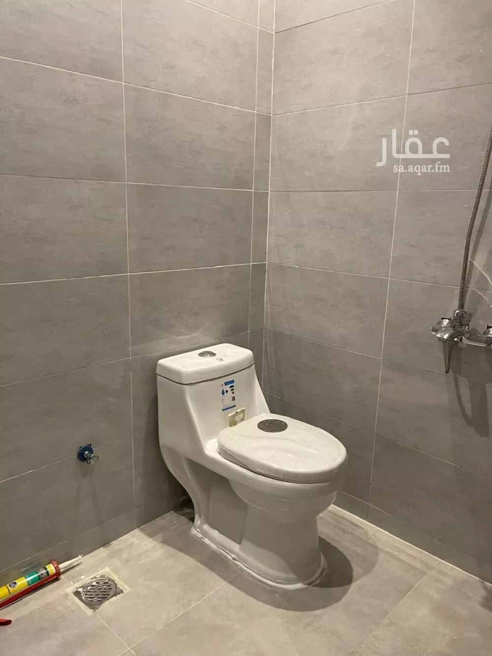 فيلا 5 غرف في العارض 9