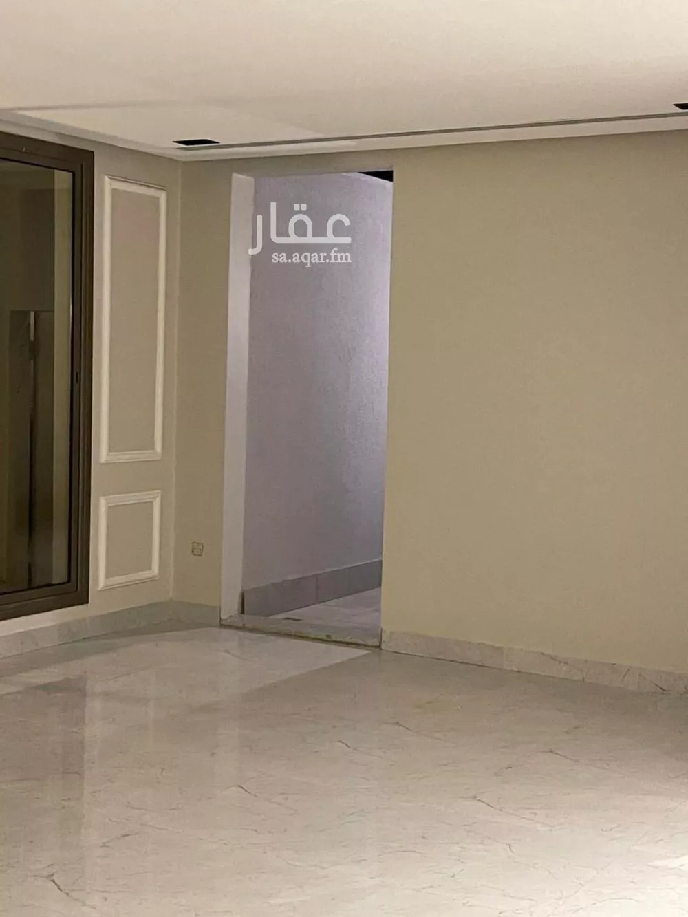 فيلا 5 غرف في العارض 10