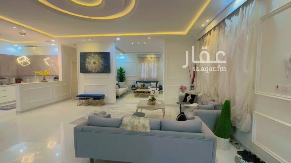 فيلا 5 غرف في الحزم 8