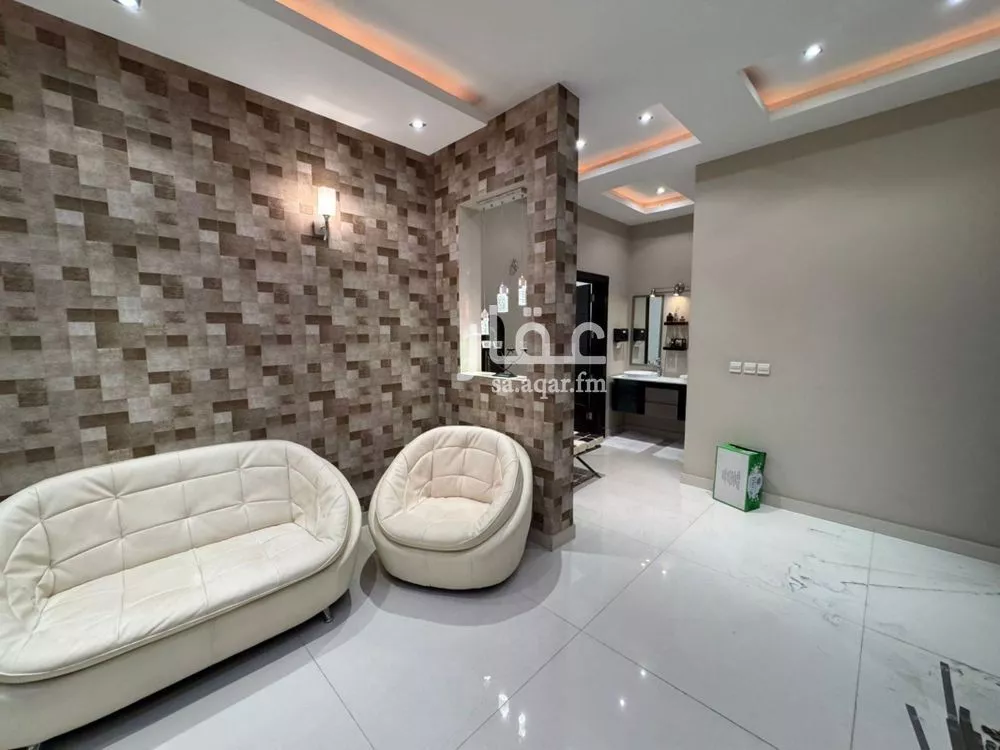7 bedroom villa in Al Nada, Riyadh 4