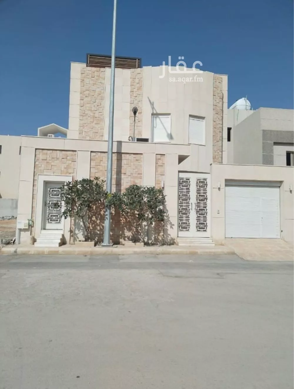 فيلا 7 غرف في العارض 8