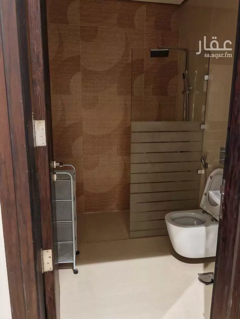 فيلا 5 غرف في النرجس 27