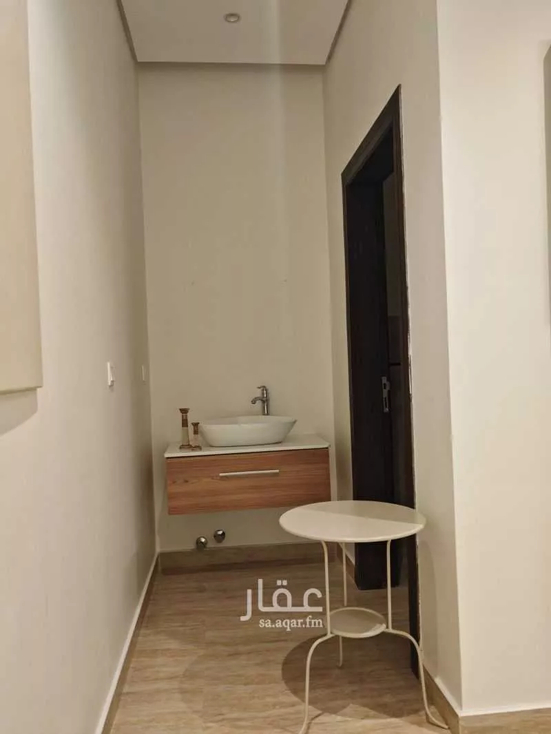 فيلا 5 غرف في النرجس 7