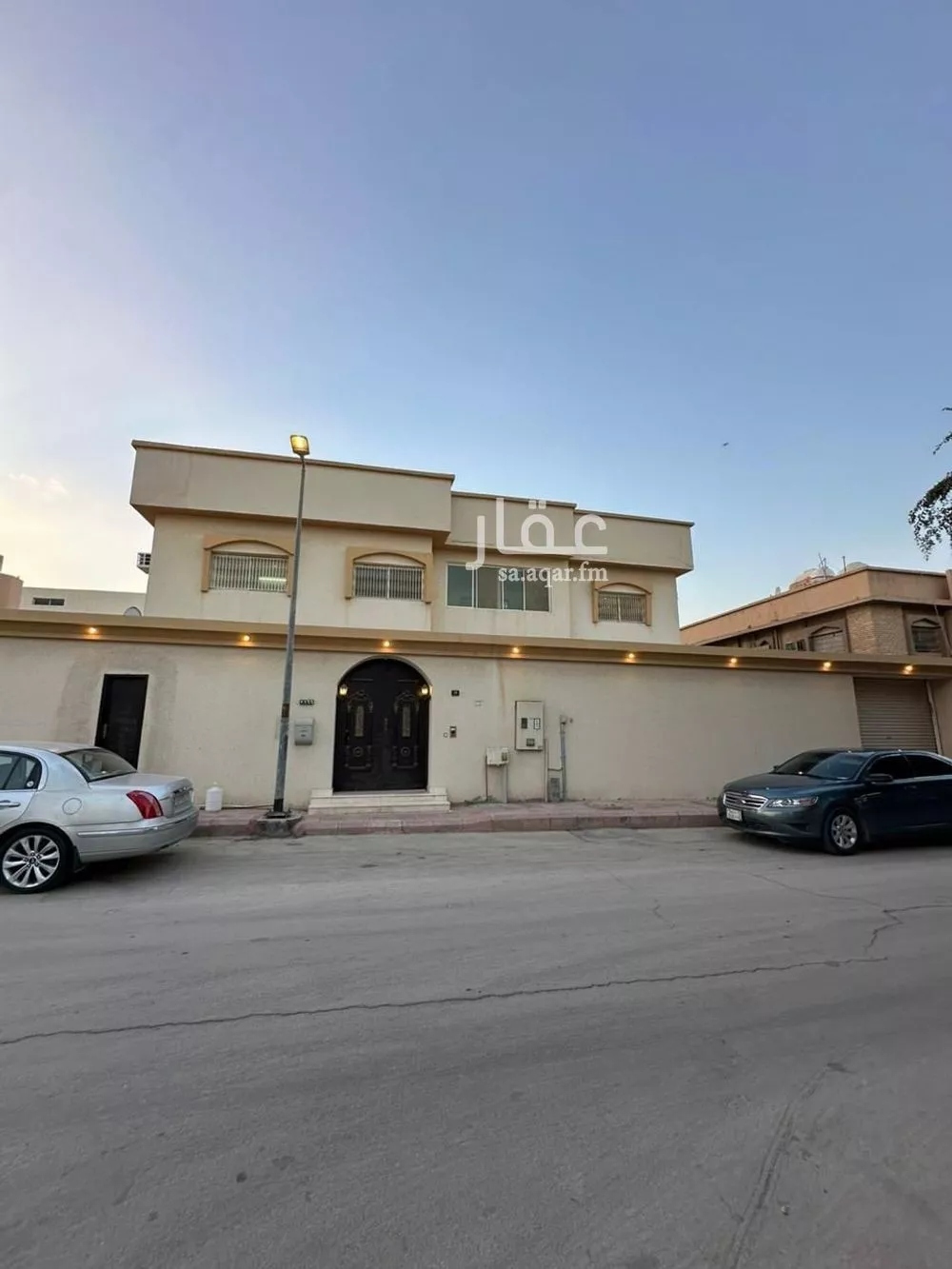 14 bedroom villa in Dhahrat Al Badiah 3
