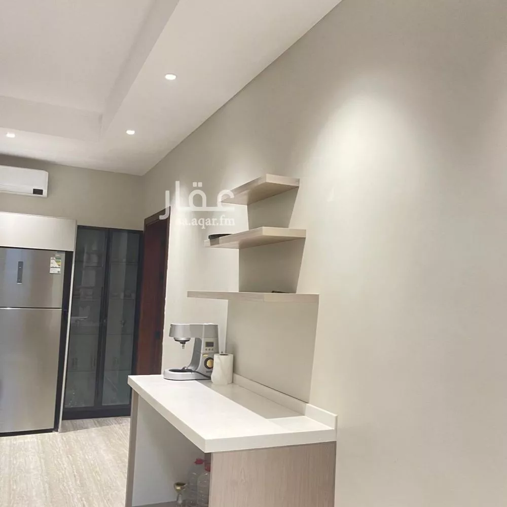 8 bedroom villa in Al Rimal 7