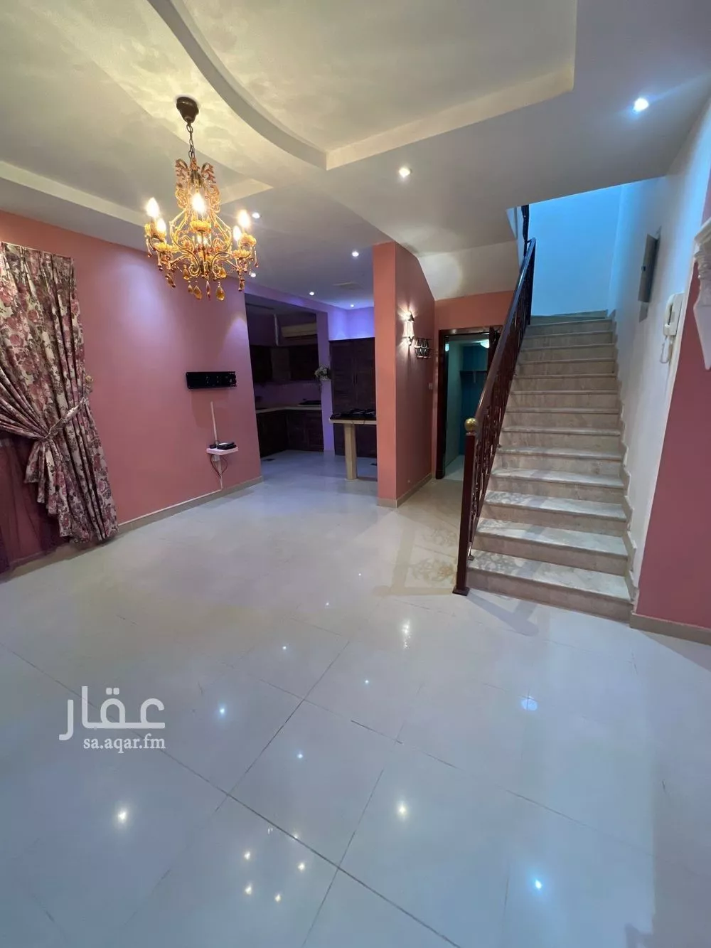 3 bedroom villa in King Abdullah 6