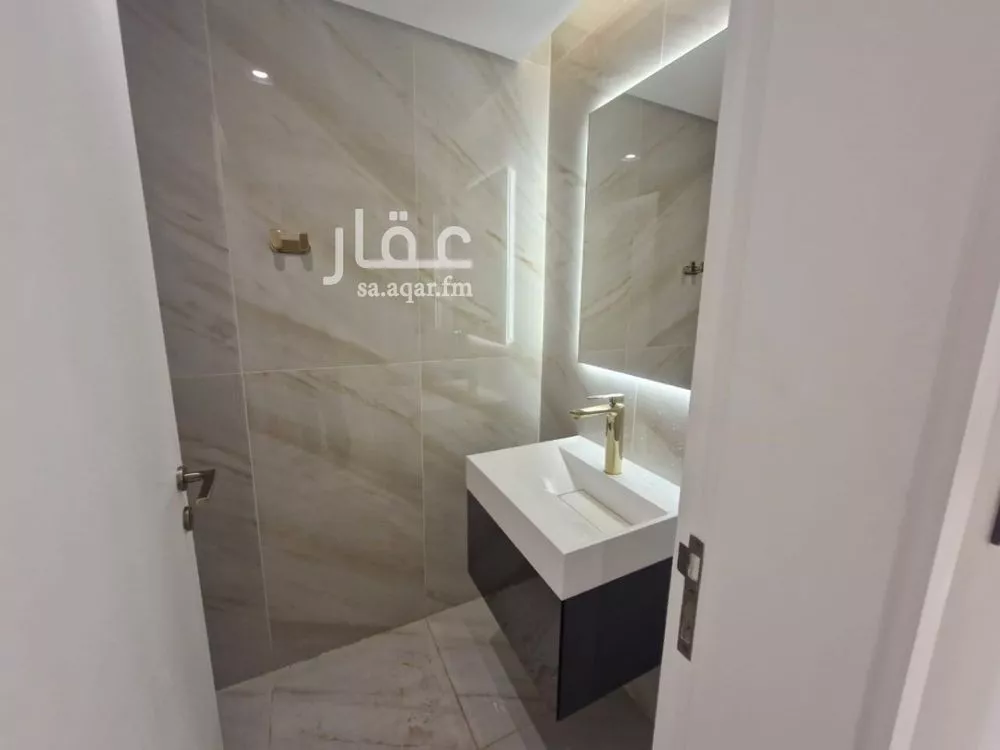 4 bedroom villa in Sidrah, Riyadh 7