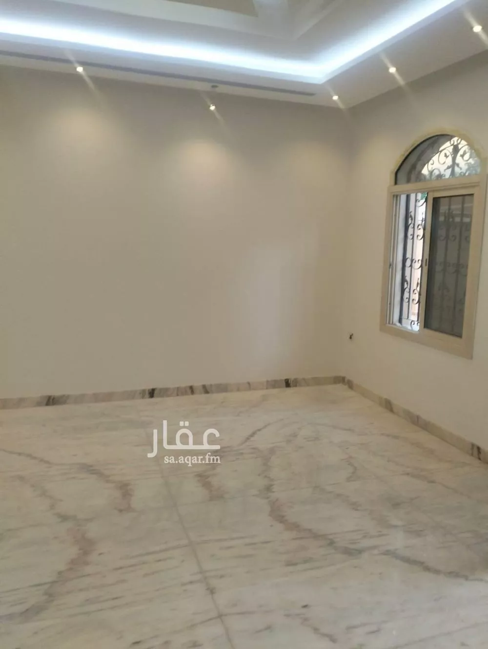 6 bedroom villa in Al Malqa 2