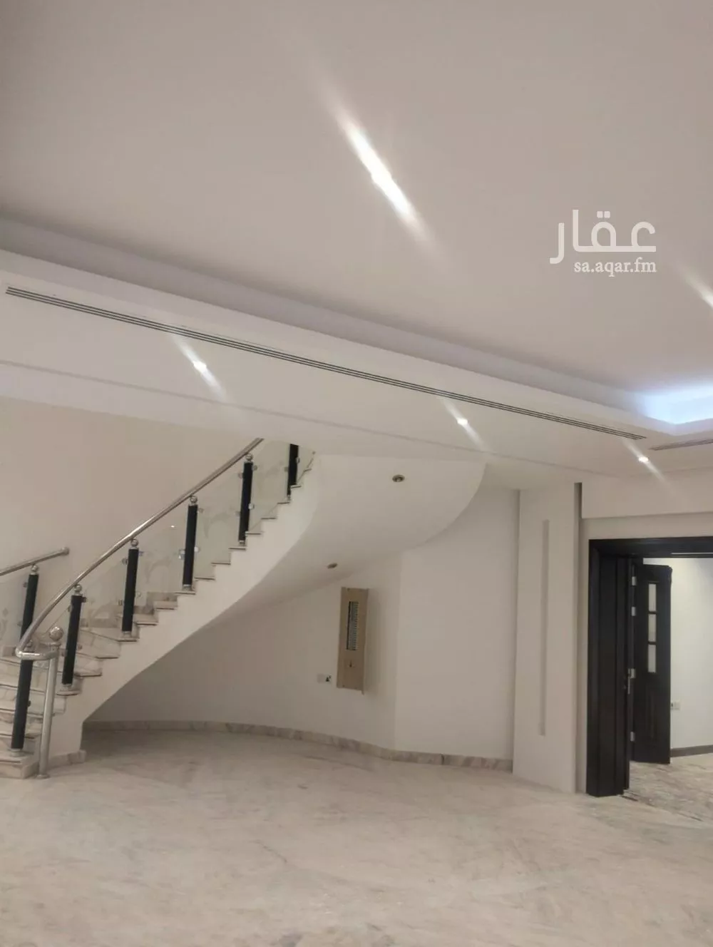 6 bedroom villa in Al Malqa 17